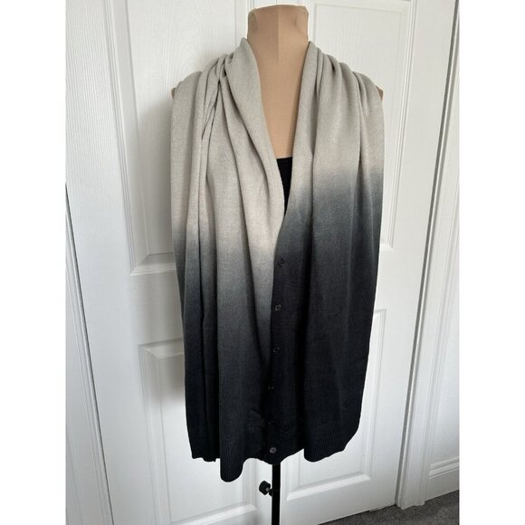 Cruise Club Cardigan Cardishawl Scarf Women Gray Ombre Knit Button Casual Sz S - Picture 4 of 5